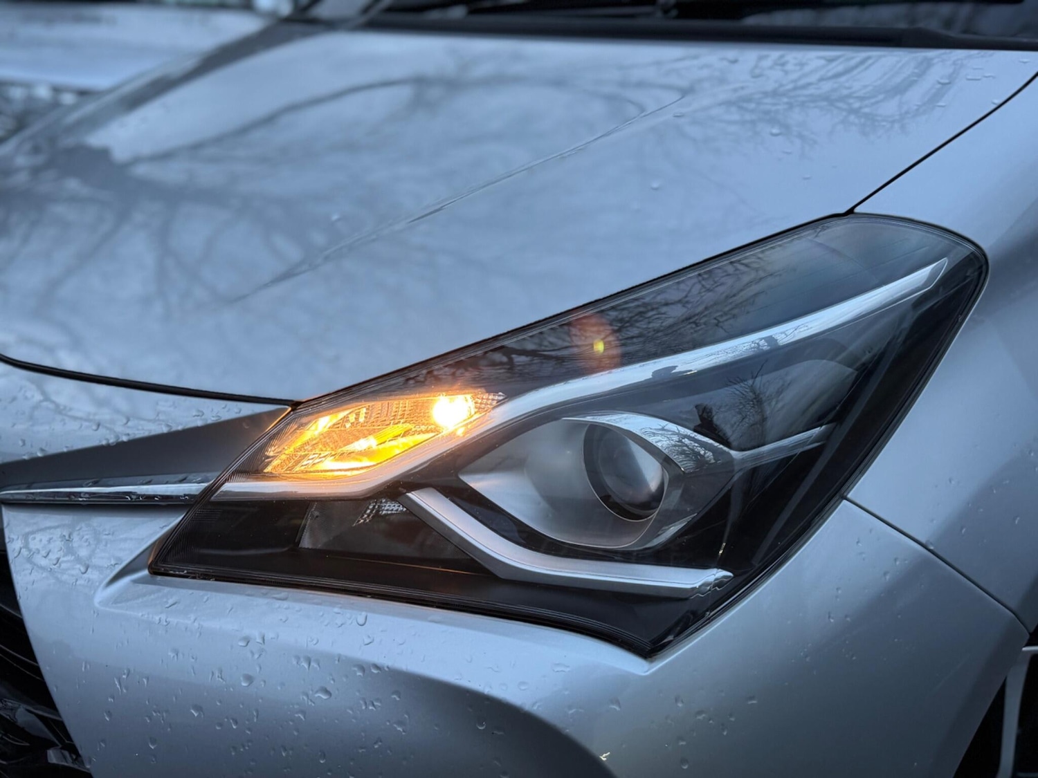 Used Toyota Yaris 2018 for sale - 76562086: Photo 30