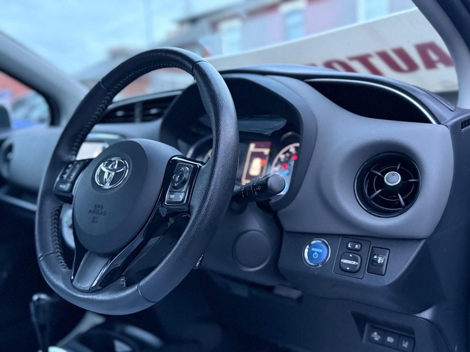 Used Toyota Yaris 2018 for sale - 76562086: Photo 50
