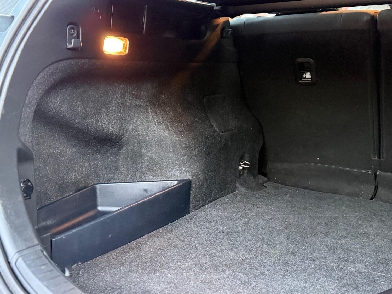 Used Toyota Auris 2016 for sale - 77049989: Photo 19