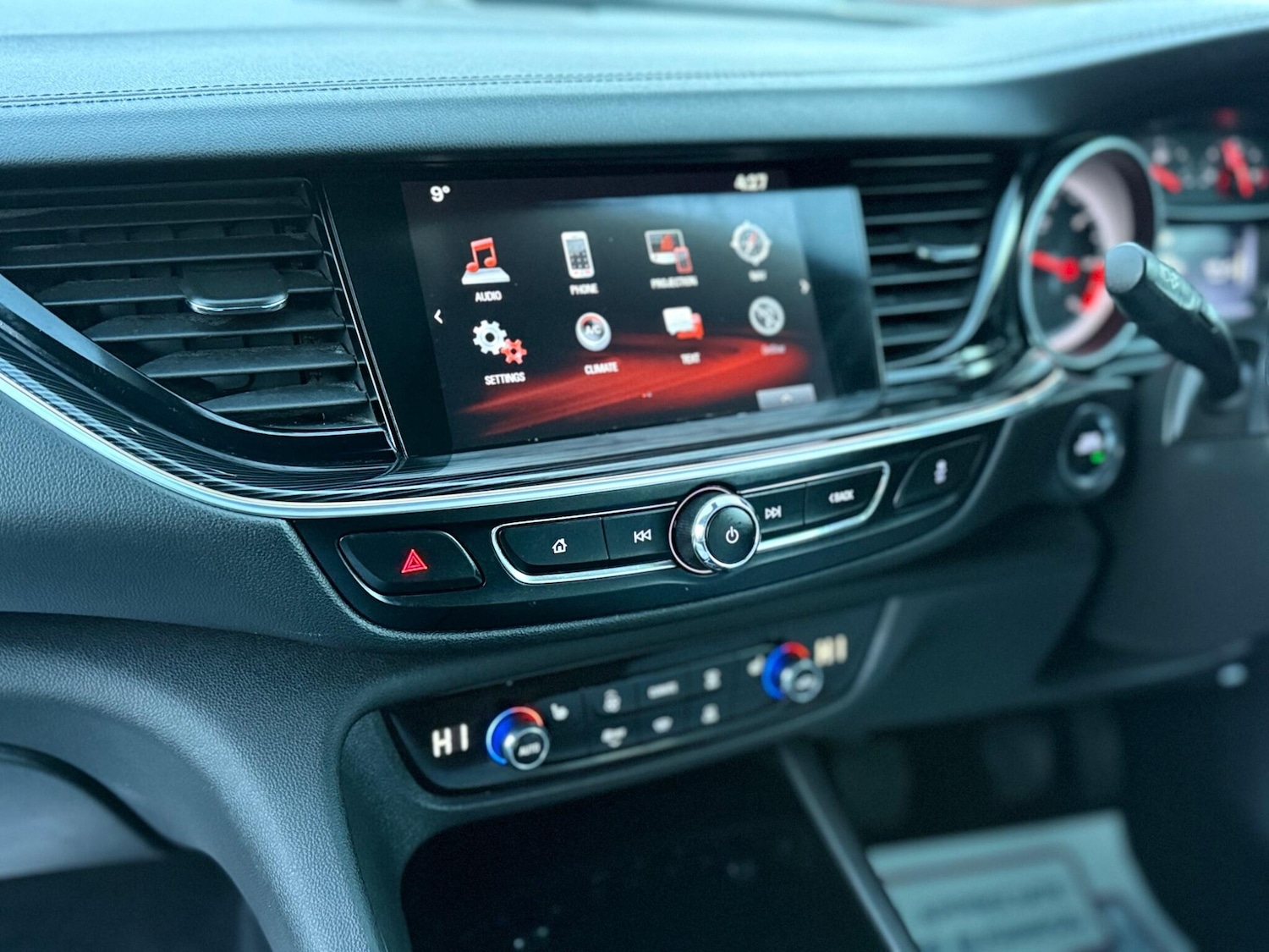 Used Vauxhall Insignia 2017 for sale - 77203229: Photo 71