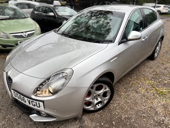 Used Alfa Romeo Giulietta 2016 for sale - 76620111: Photo