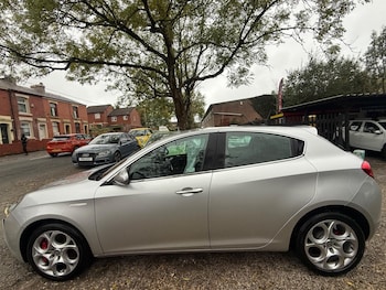 Used Alfa Romeo Giulietta 2016 for sale - 76620111: Photo