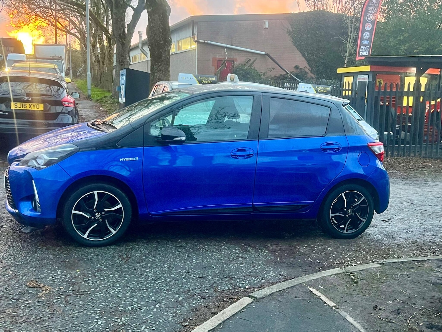 Used Toyota Yaris for sale - 76440606: Photo 17