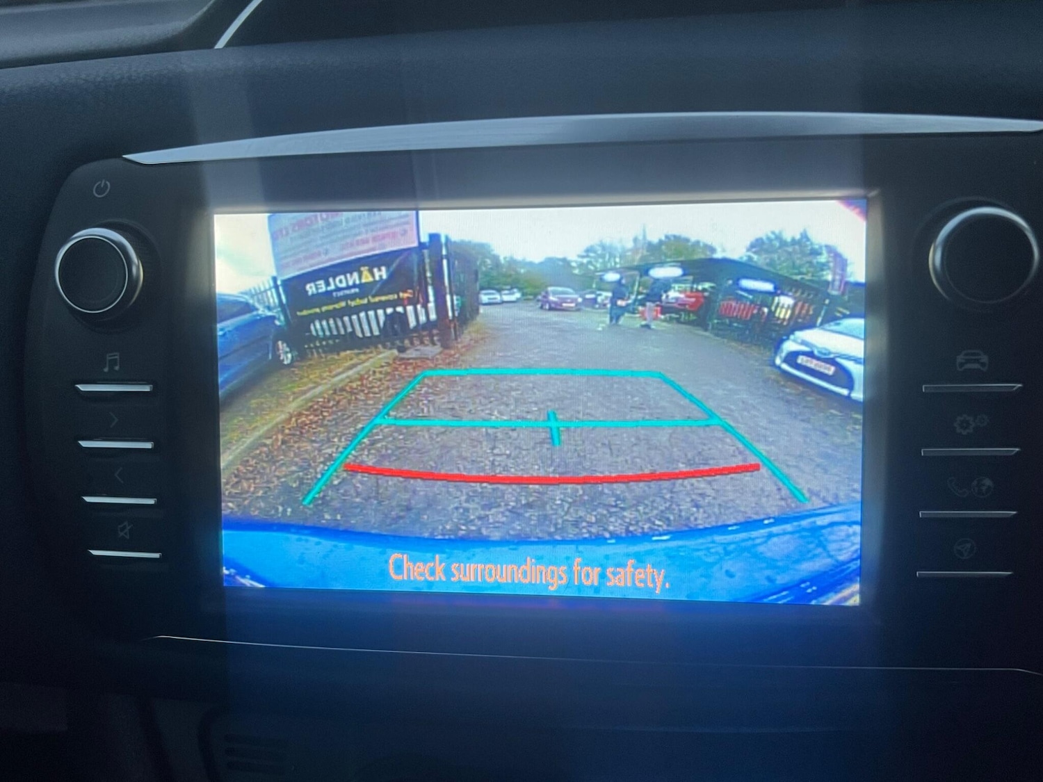 Used Toyota Yaris for sale - 76440606: Photo 21