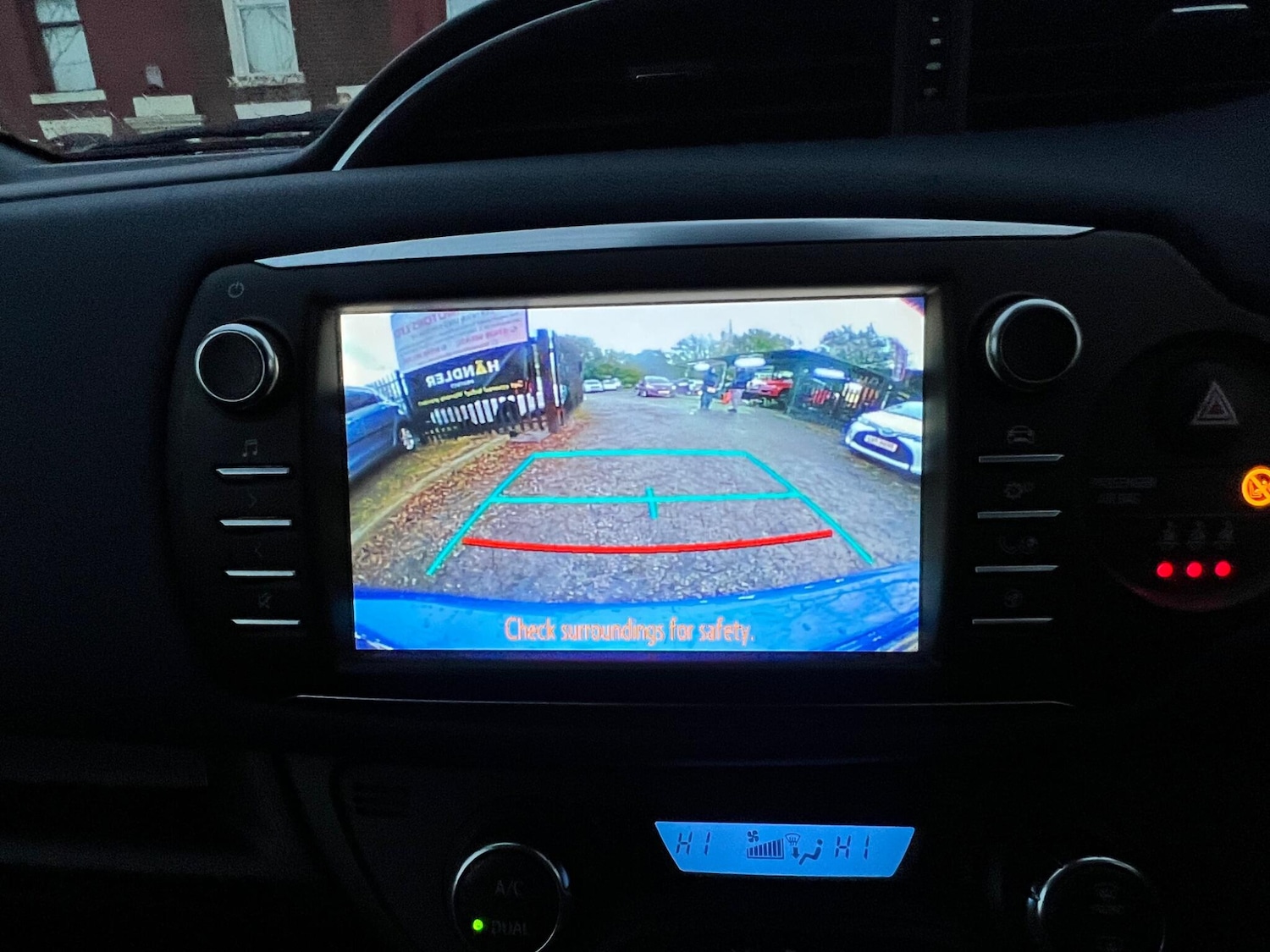 Used Toyota Yaris for sale - 76440606: Photo 22