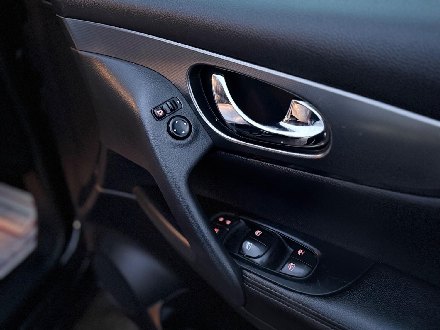 Used Nissan Qashqai 2018 for sale - 77710553: Photo 41