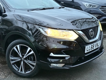 Used Nissan Qashqai 2018 for sale - 77710553: Photo
