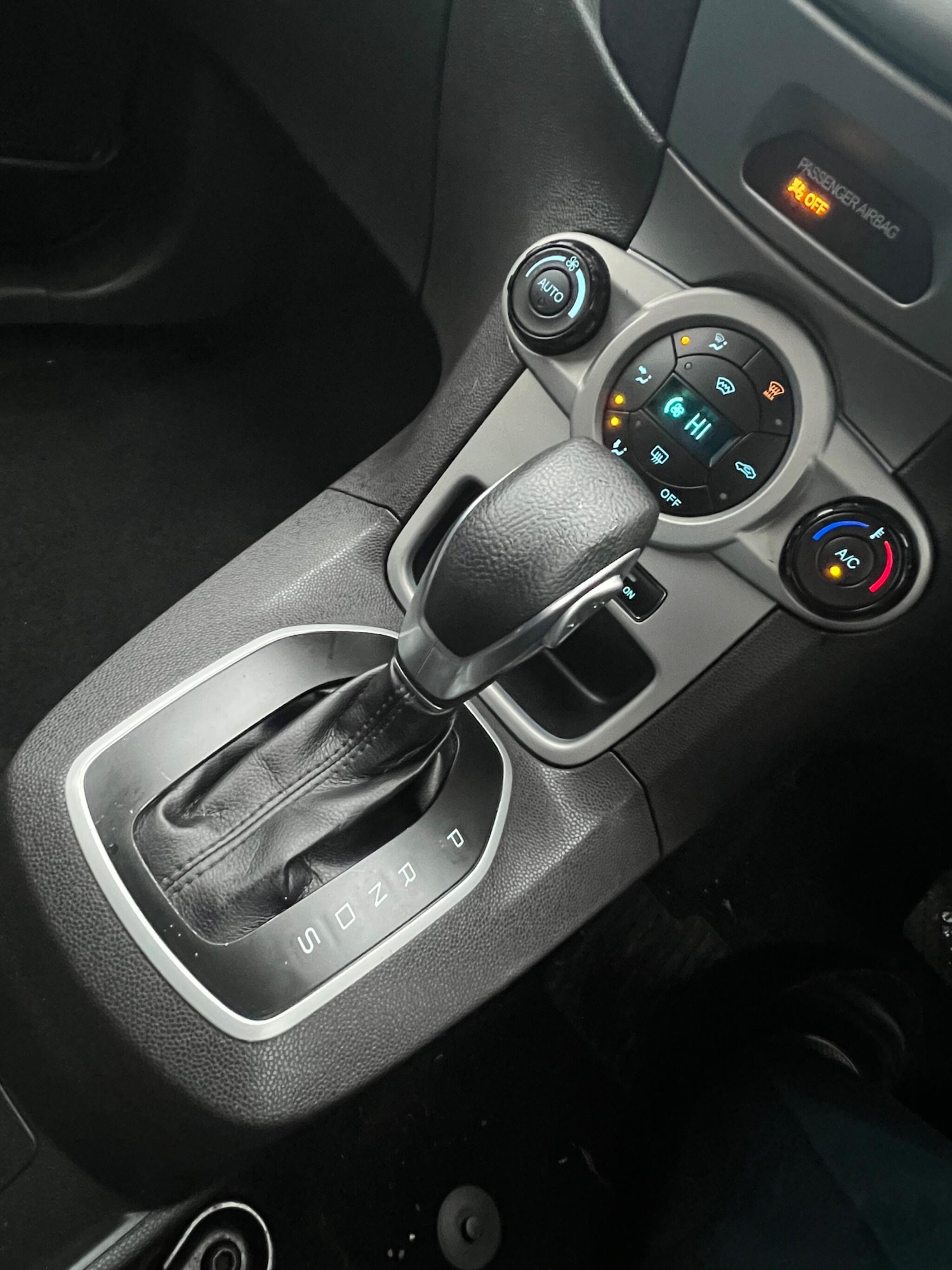 Used Ford Fiesta 2014 for sale - 77400505: Photo 19