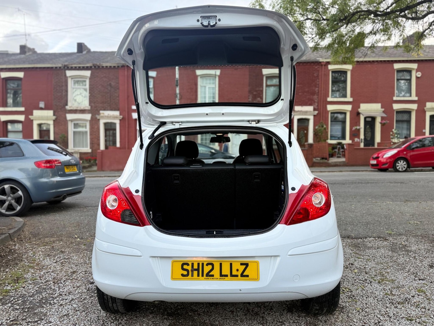 Used Vauxhall Corsa 2012 for sale - 76727835: Photo 10