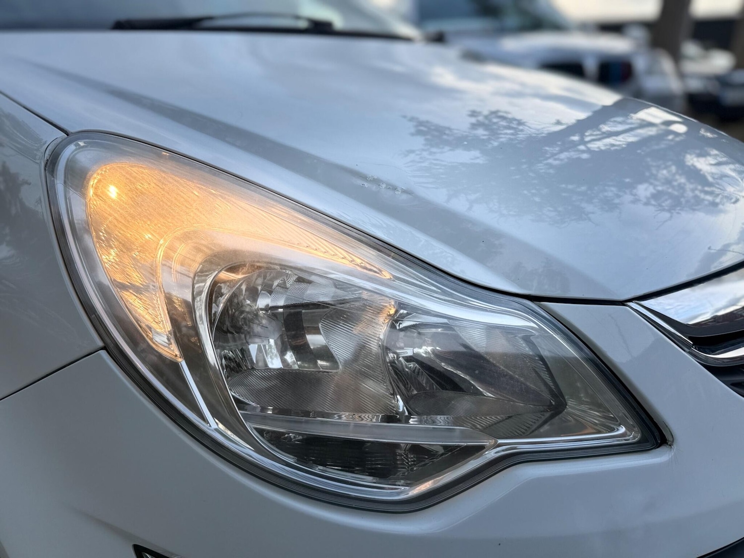 Used Vauxhall Corsa 2012 for sale - 76727835: Photo 3