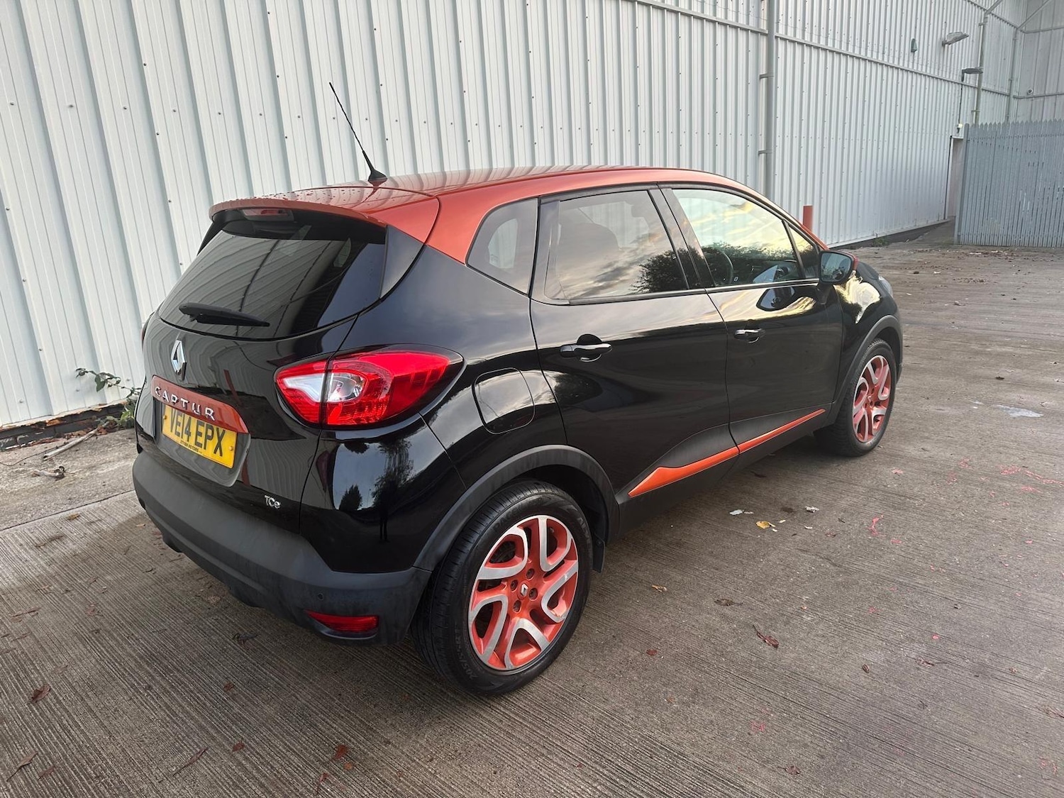 Used Renault Captur 2014 for sale - 76549760: Photo 14