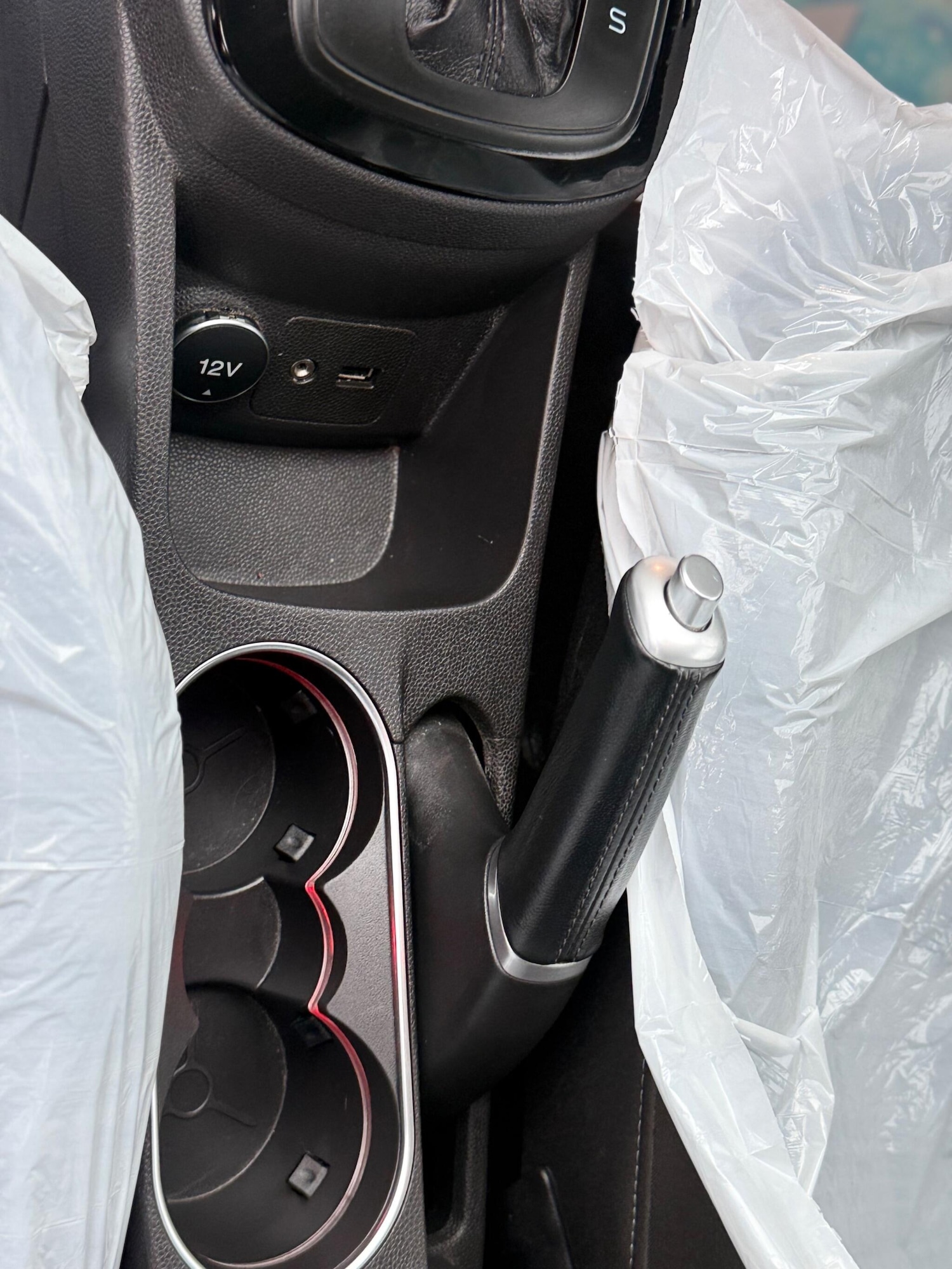 Used Ford Fiesta 2015 for sale - 77090920: Photo 58