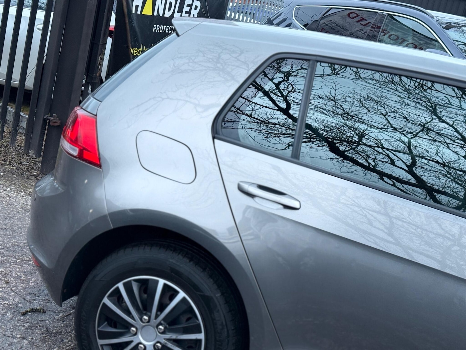 Used Volkswagen Golf 2013 for sale - 76976769: Photo 33