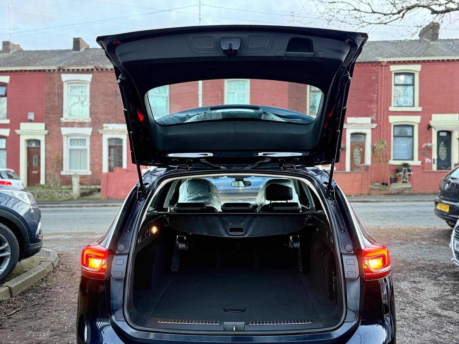 Used Vauxhall Insignia 2017 for sale - 76912885: Photo 26