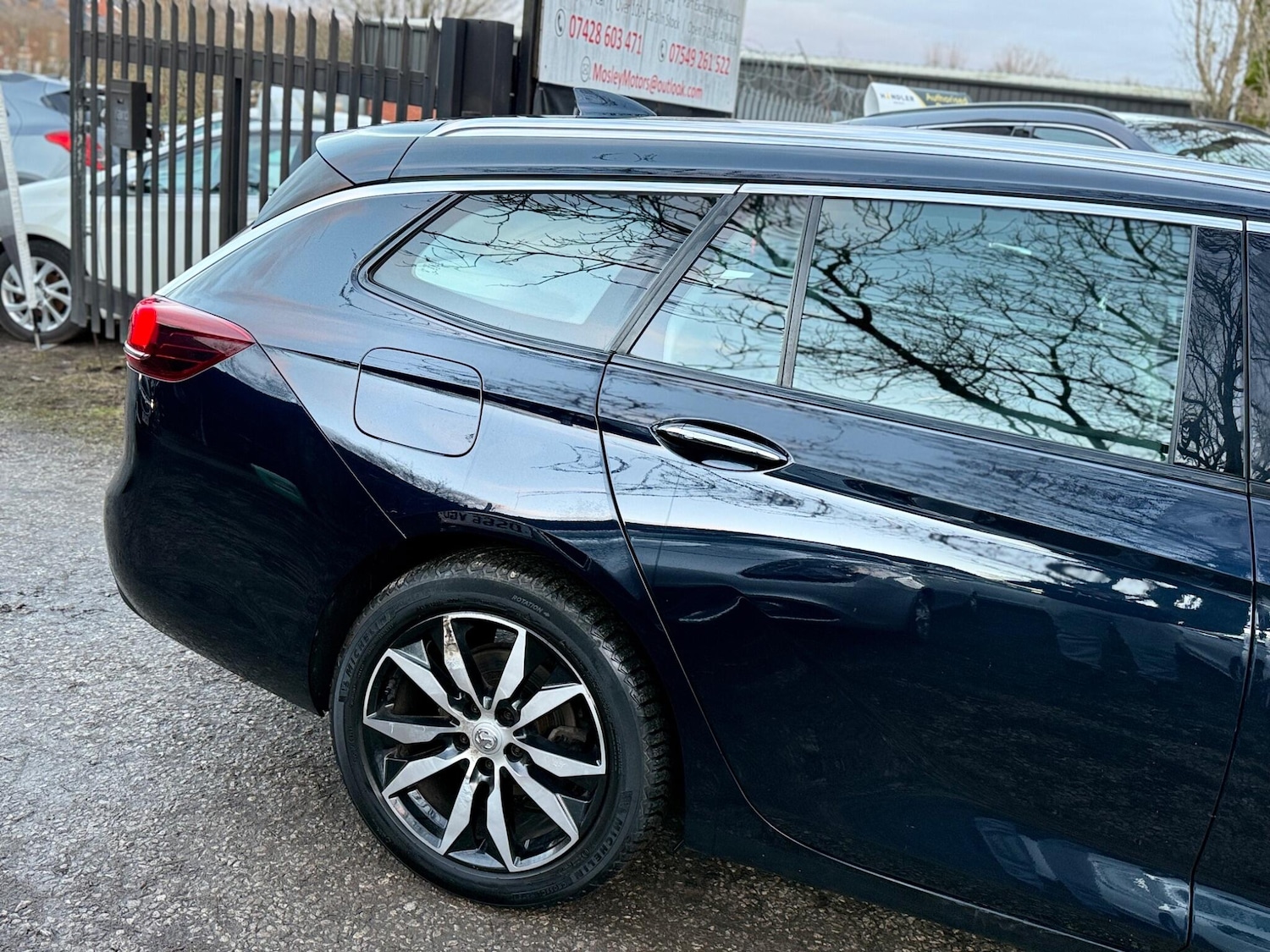 Used Vauxhall Insignia 2017 for sale - 76912885: Photo 8