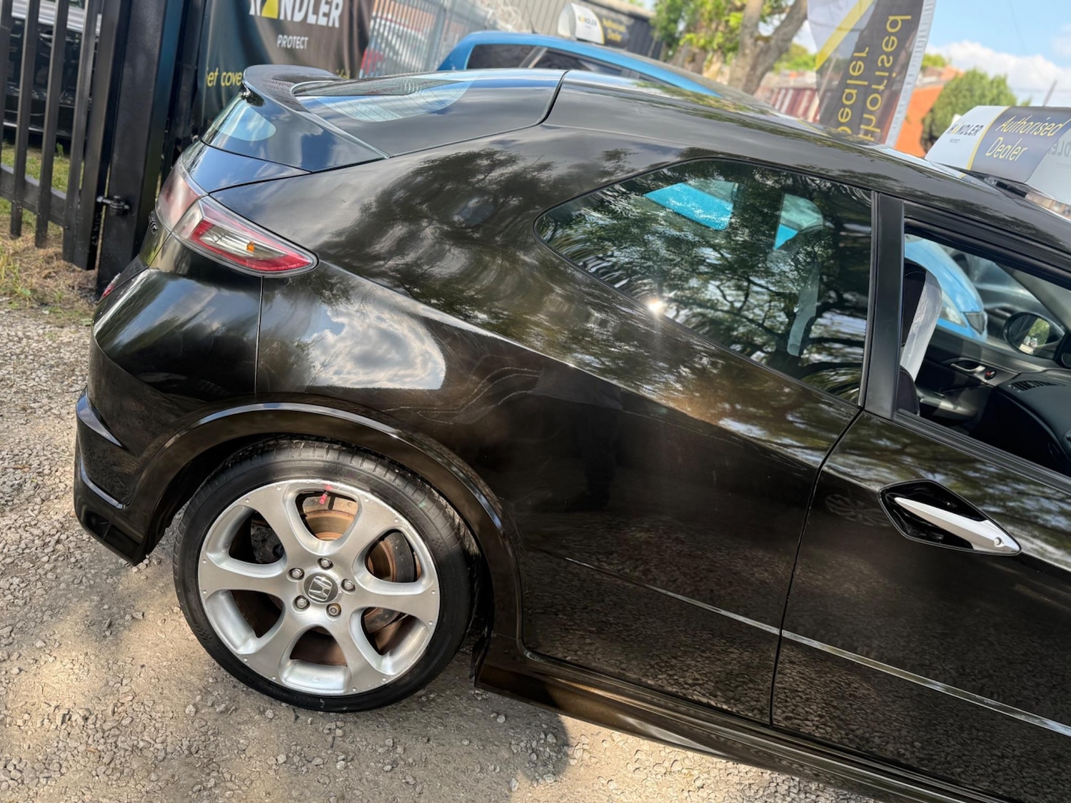 Used Honda Civic for sale - 76201286: Photo 10