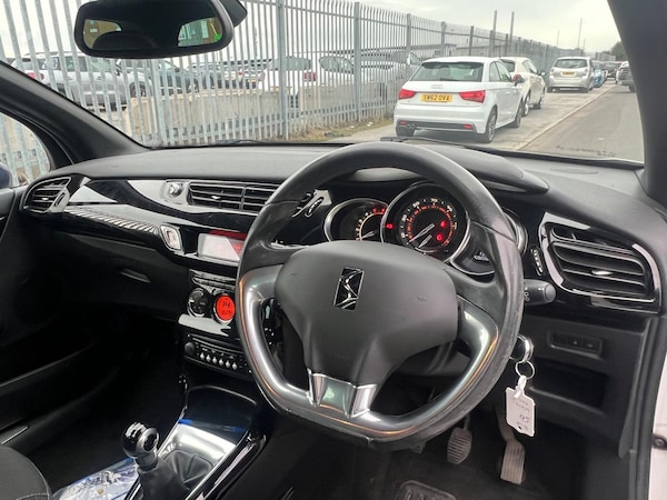 Used Citroen DS3 2013 for sale - 76270823: Photo 16