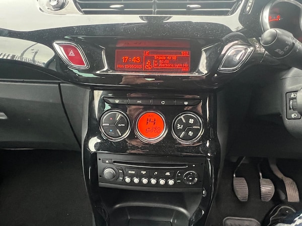 Used Citroen DS3 2013 for sale - 76270823: Photo 9