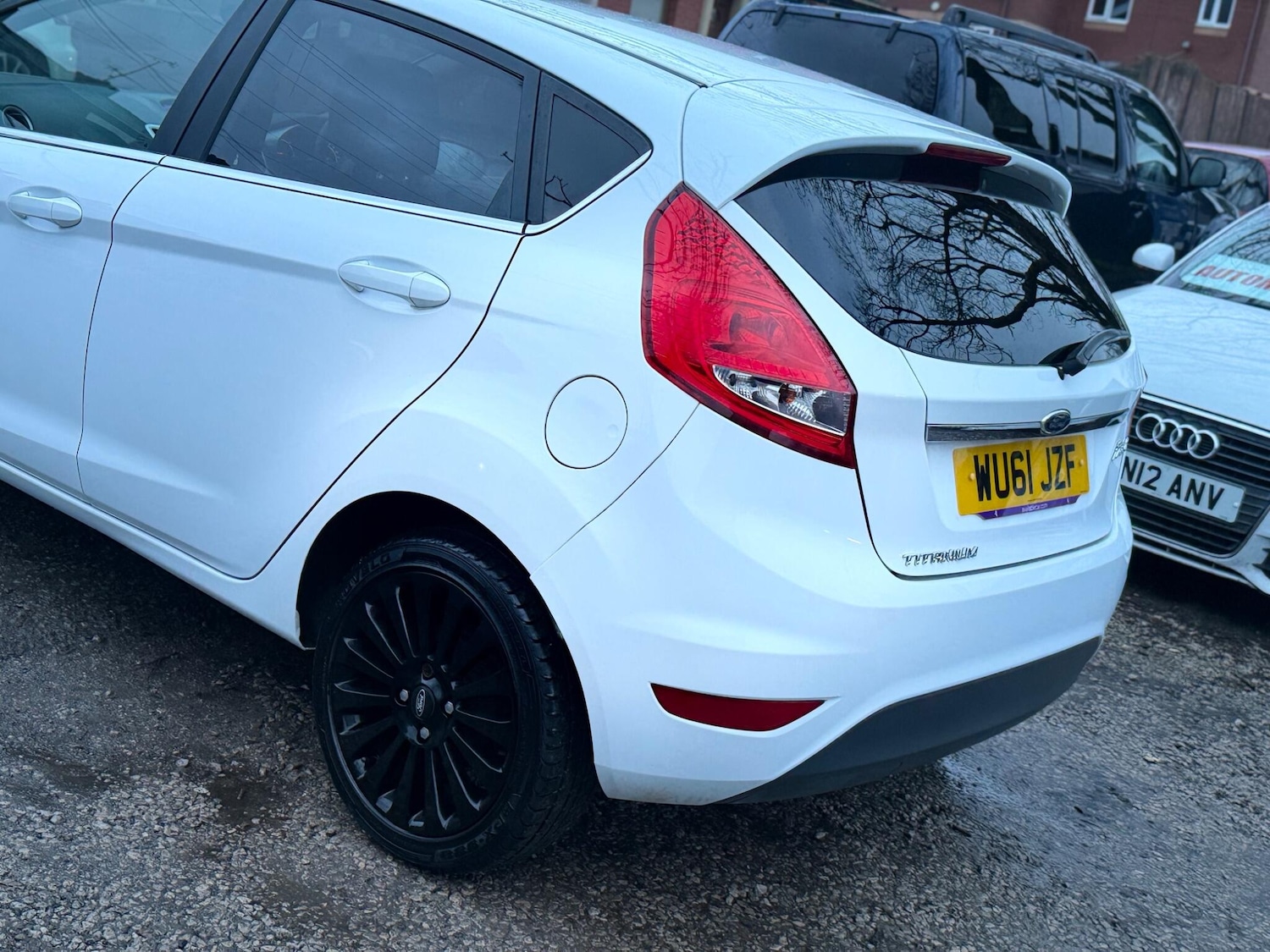 Used Ford Fiesta 2011 for sale - 77892412: Photo 13