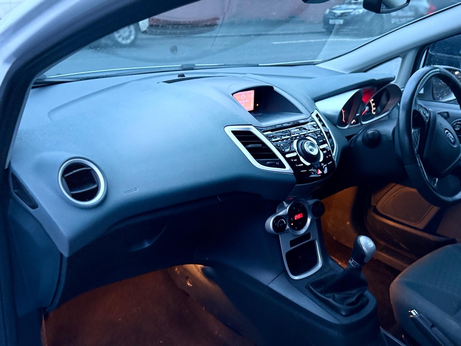 Used Ford Fiesta 2011 for sale - 77892412: Photo 28