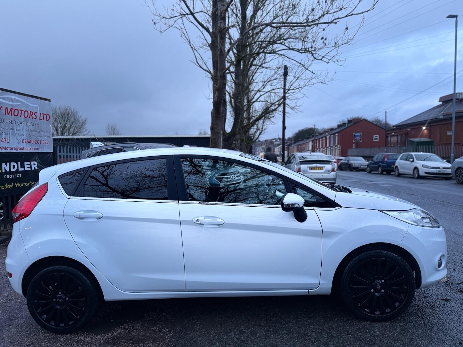 Used Ford Fiesta 2011 for sale - 77892412: Photo 5