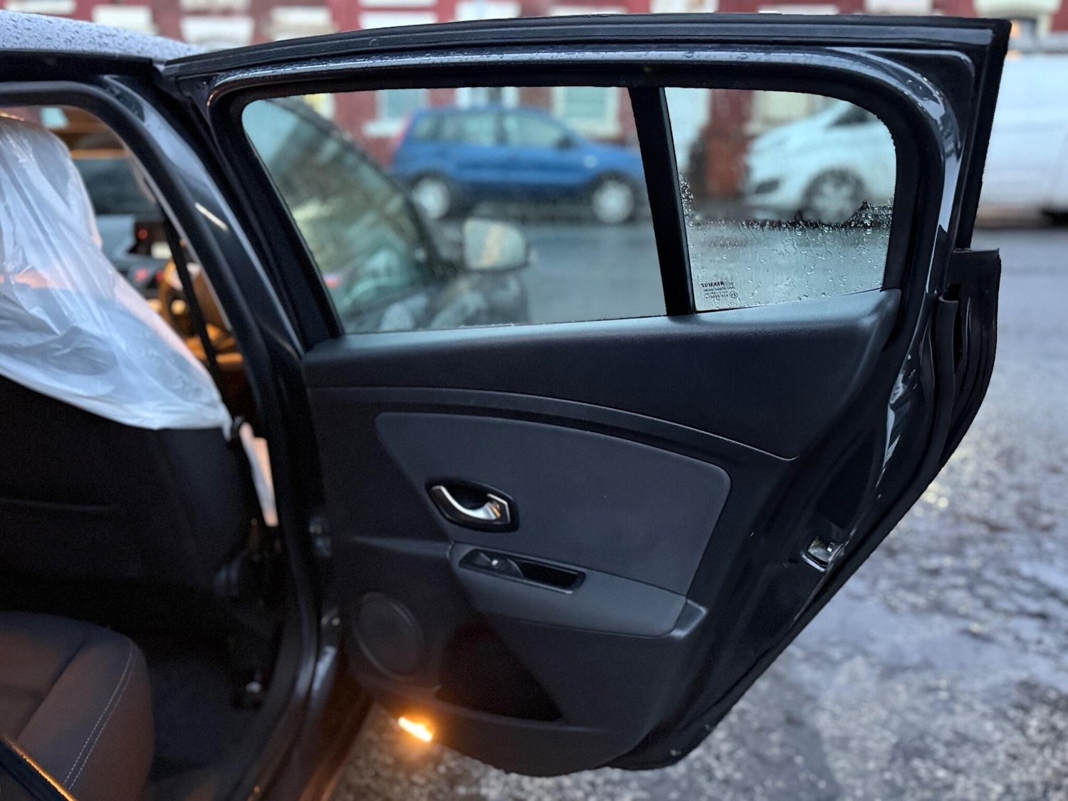 Used Renault Megane 2011 for sale - 77559888: Photo 41