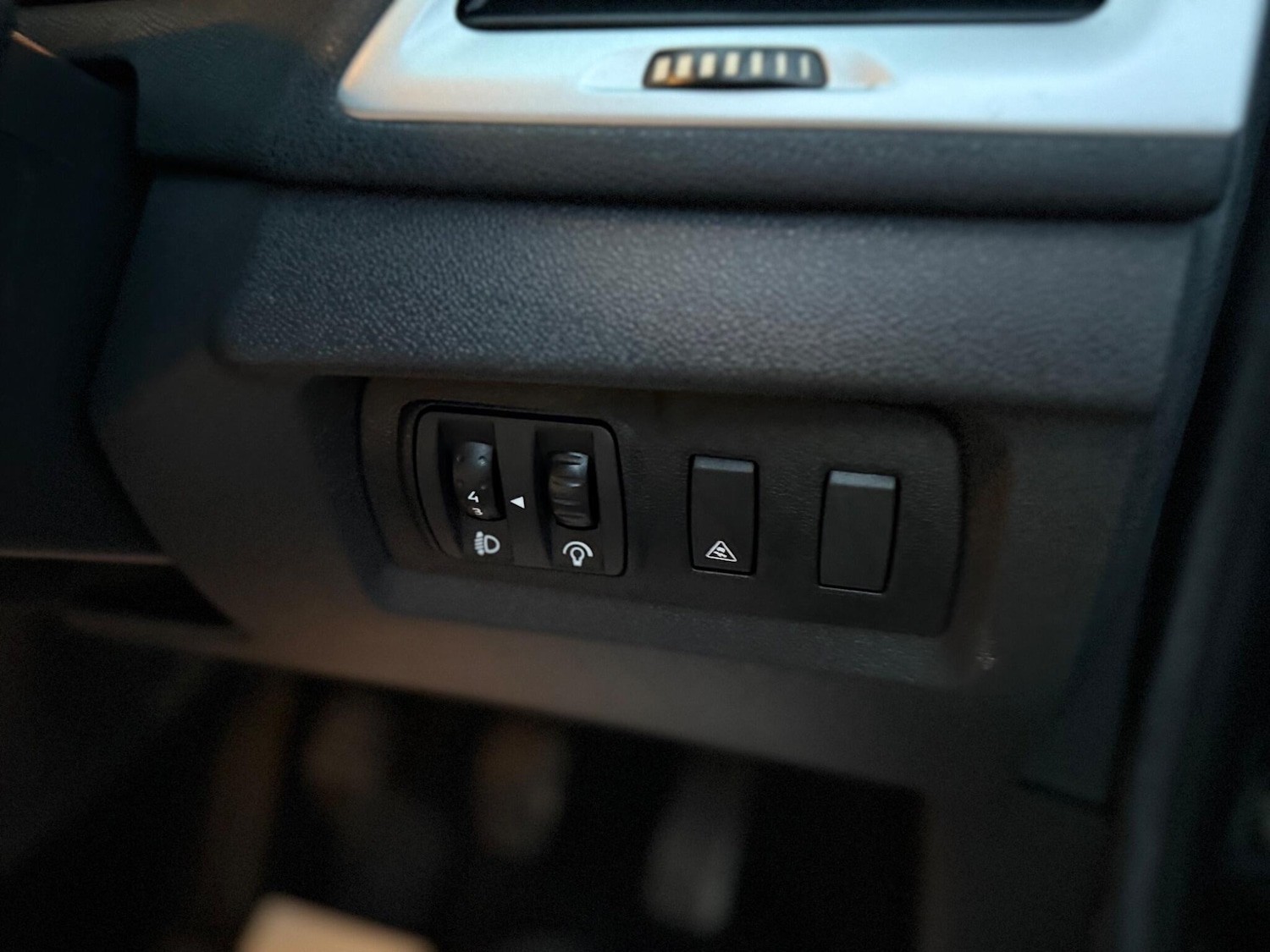 Used Renault Megane 2011 for sale - 77559888: Photo 54