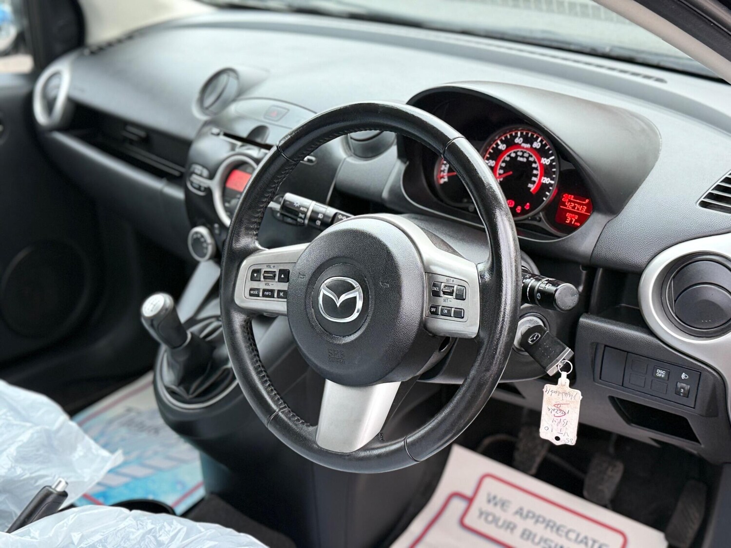 Used Mazda Mazda2 for sale - 77909000: Photo 56