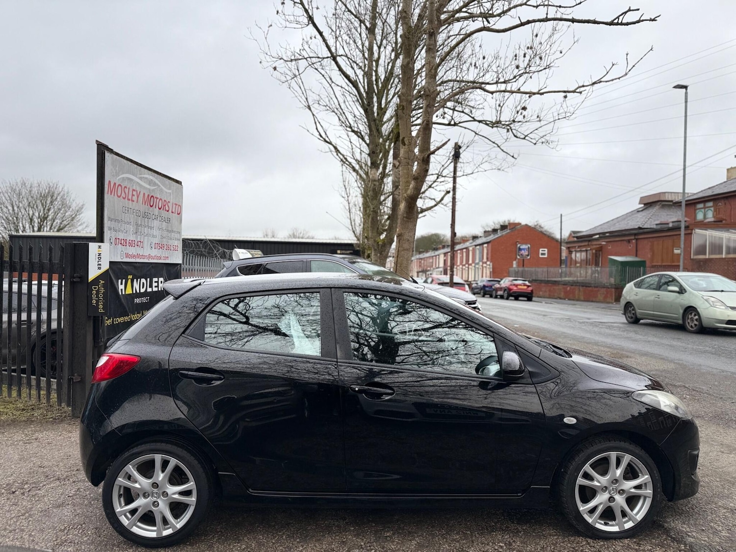 Used Mazda Mazda2 2010 for sale - 77658730: Photo 11
