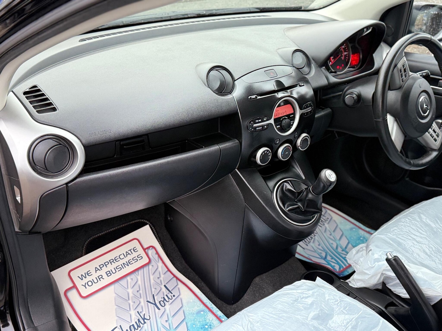 Used Mazda Mazda2 2010 for sale - 77658730: Photo 38