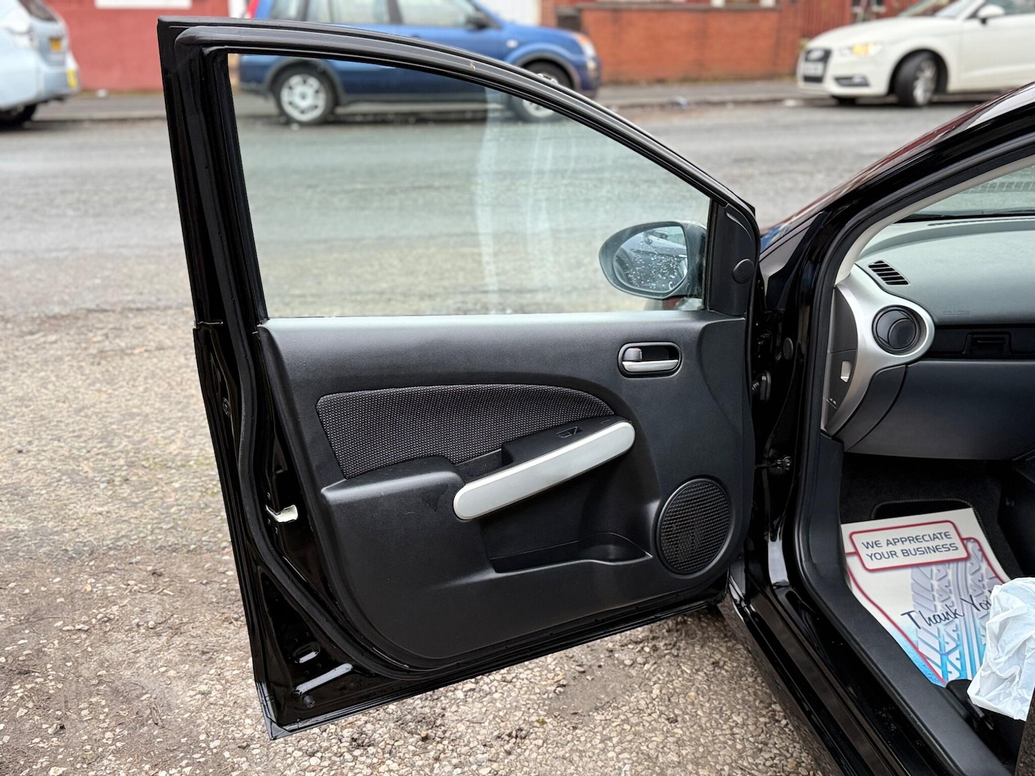 Used Mazda Mazda2 2010 for sale - 77658730: Photo 39