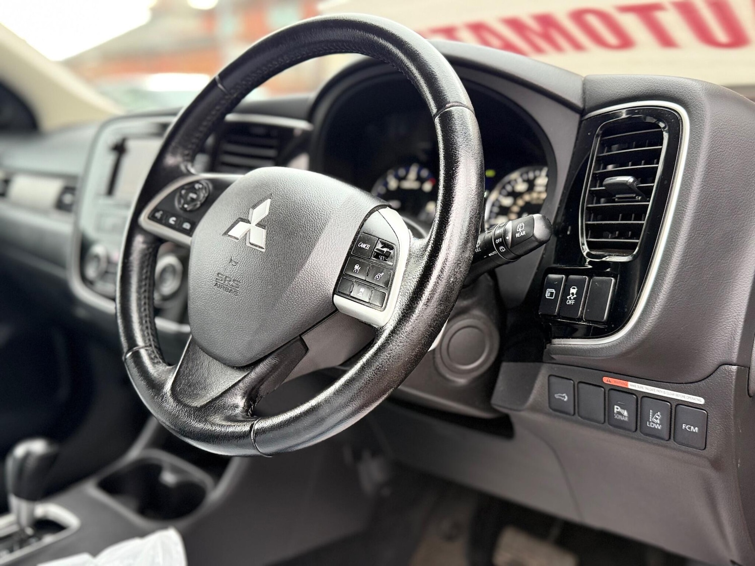 Used Mitsubishi Outlander 2013 for sale - 76441039: Photo 73