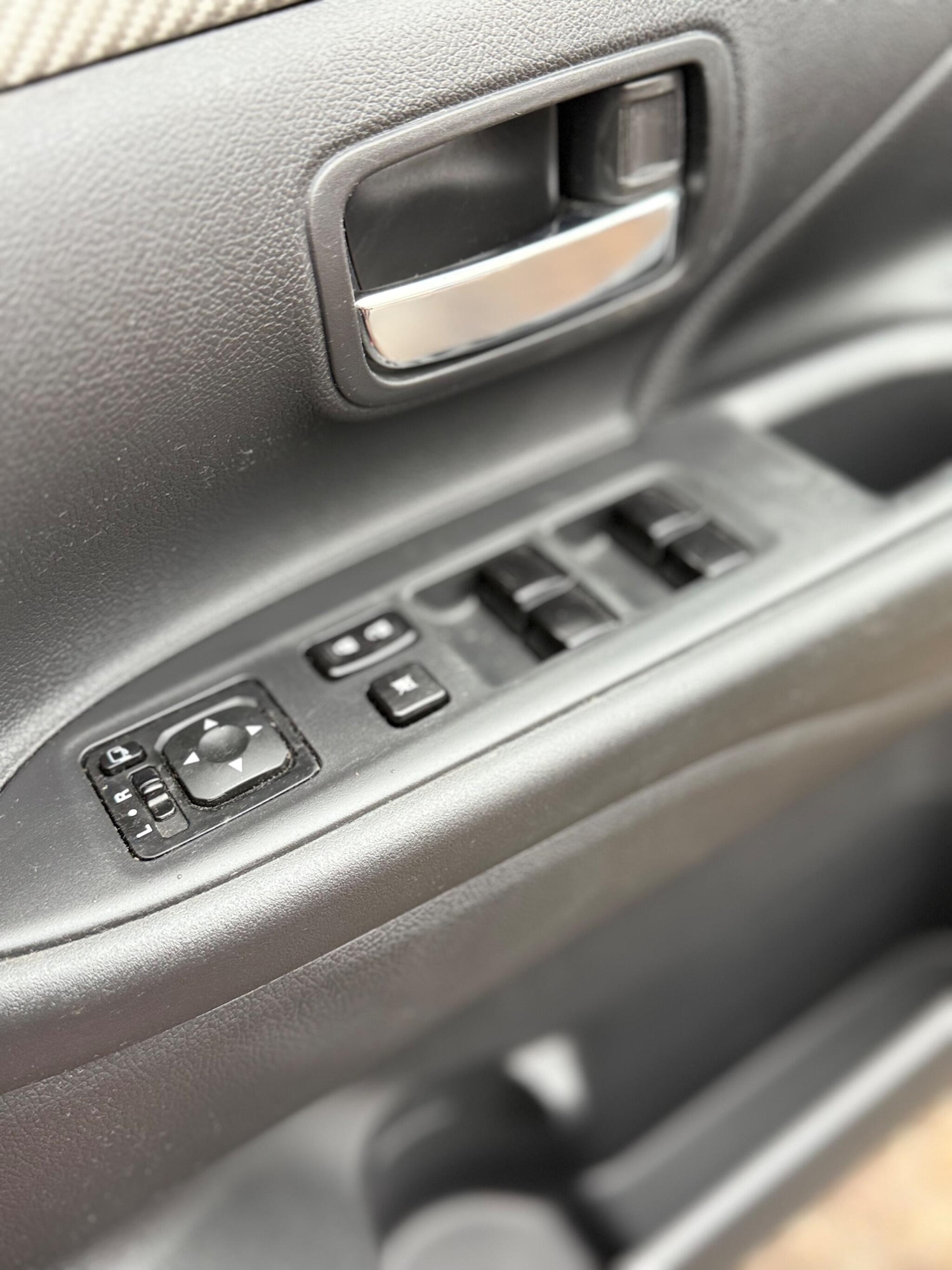 Used Mitsubishi Outlander 2013 for sale - 76441039: Photo 86