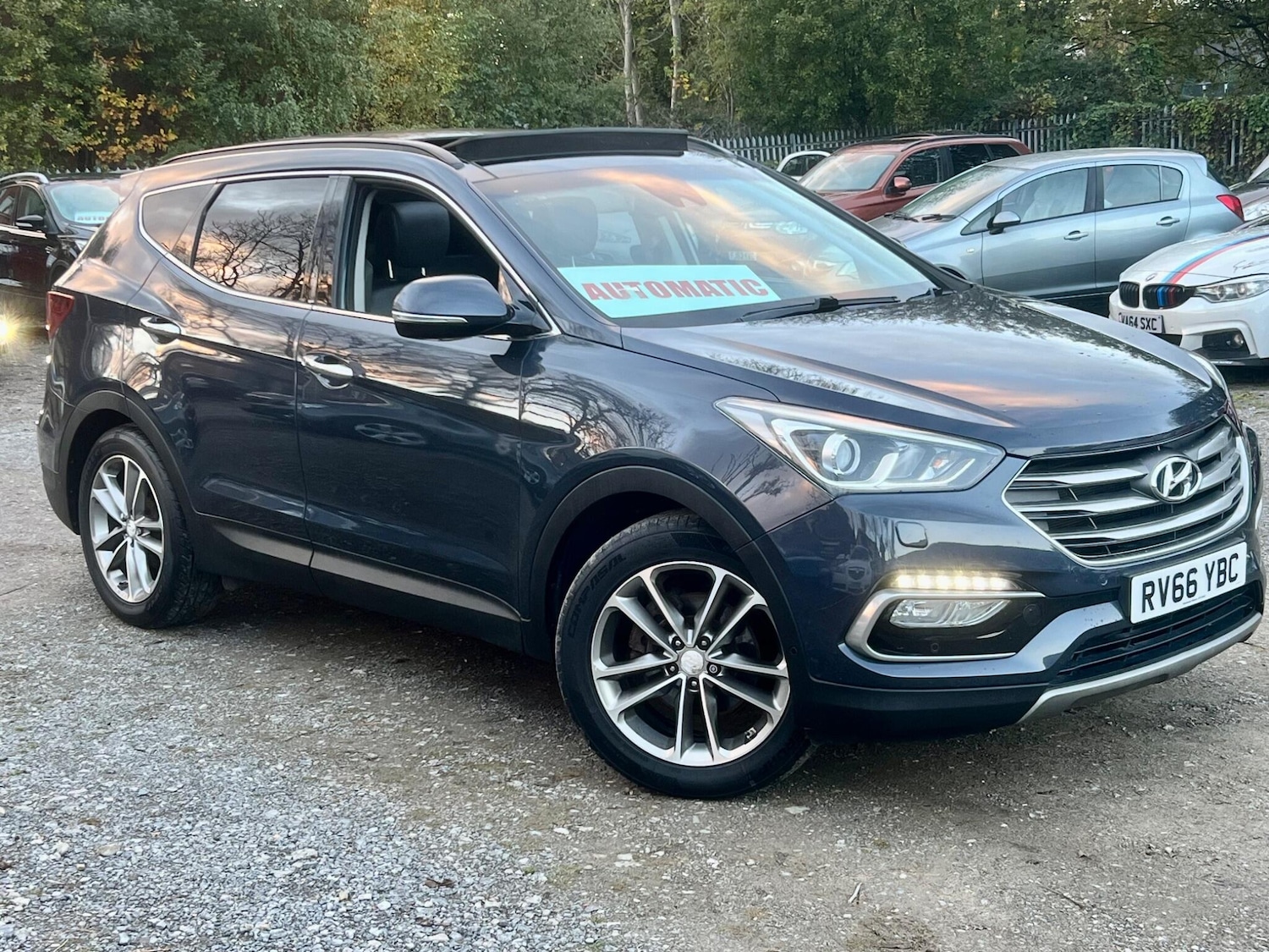Used Hyundai Santa Fe 2016 for sale - 76380936: Photo 2