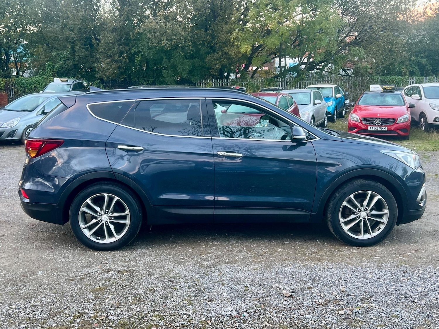 Used Hyundai Santa Fe 2016 for sale - 76380936: Photo 5