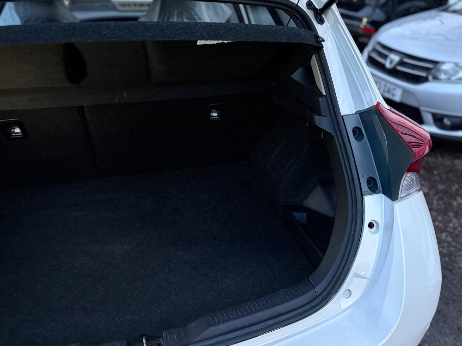 Used Toyota Auris 2016 for sale - 76432071: Photo 17