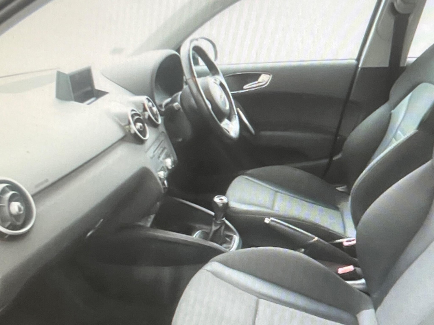 Used Audi A1 2013 for sale - 76728971: Photo 4