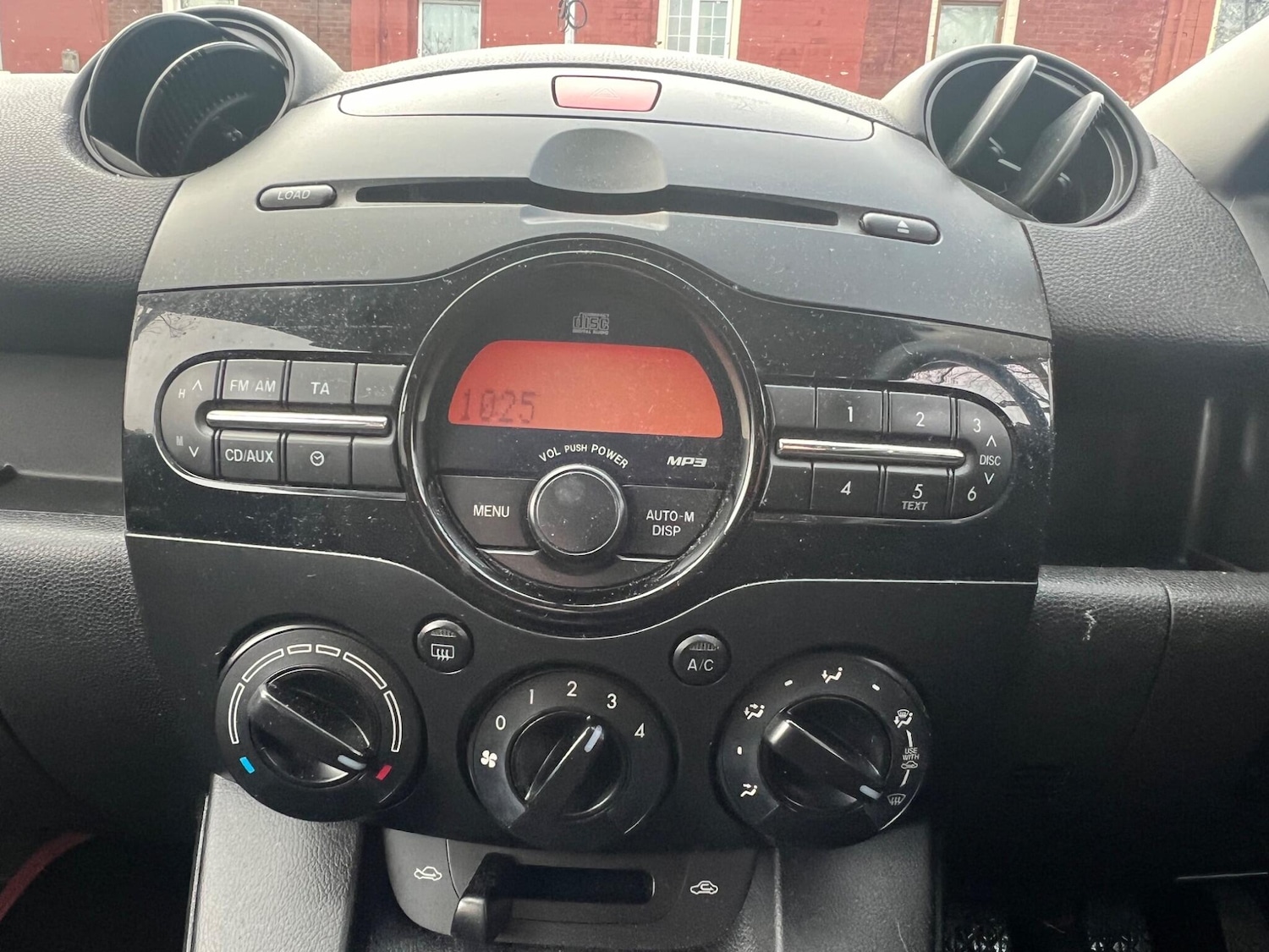 Used Mazda Mazda2 2012 for sale - 76371048: Photo 15