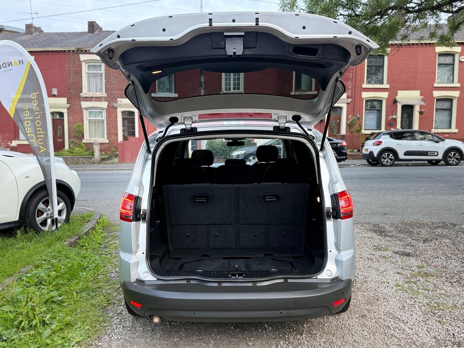 Vehicle 27