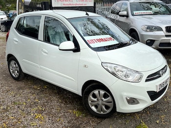 Used Hyundai i10 2011 for sale - 76238580: Photo