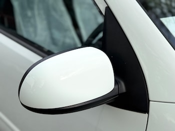 Used Hyundai i10 2011 for sale - 76238580: Photo