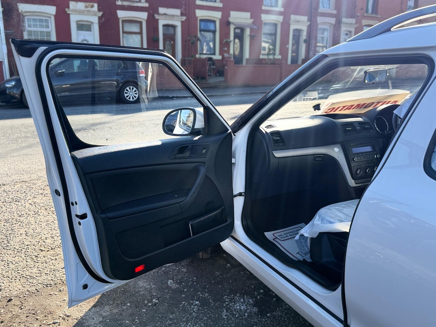 Used Skoda Yeti 2015 for sale - 78048224: Photo 40