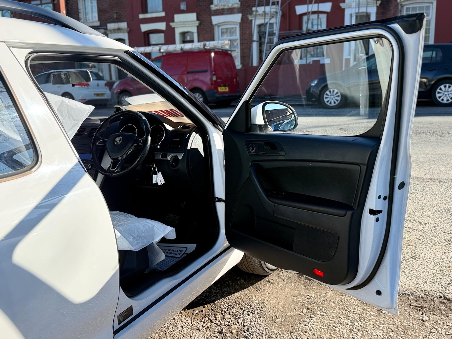 Used Skoda Yeti 2015 for sale - 78048224: Photo 50