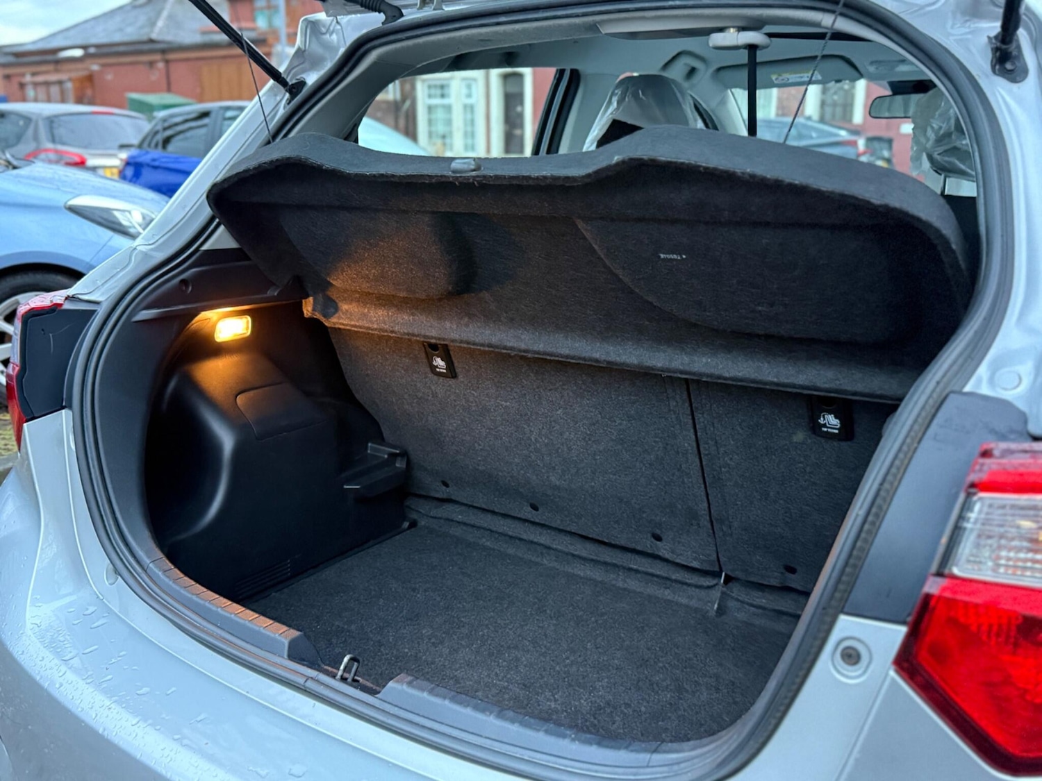 Used Toyota Yaris 2018 for sale - 76729032: Photo 20