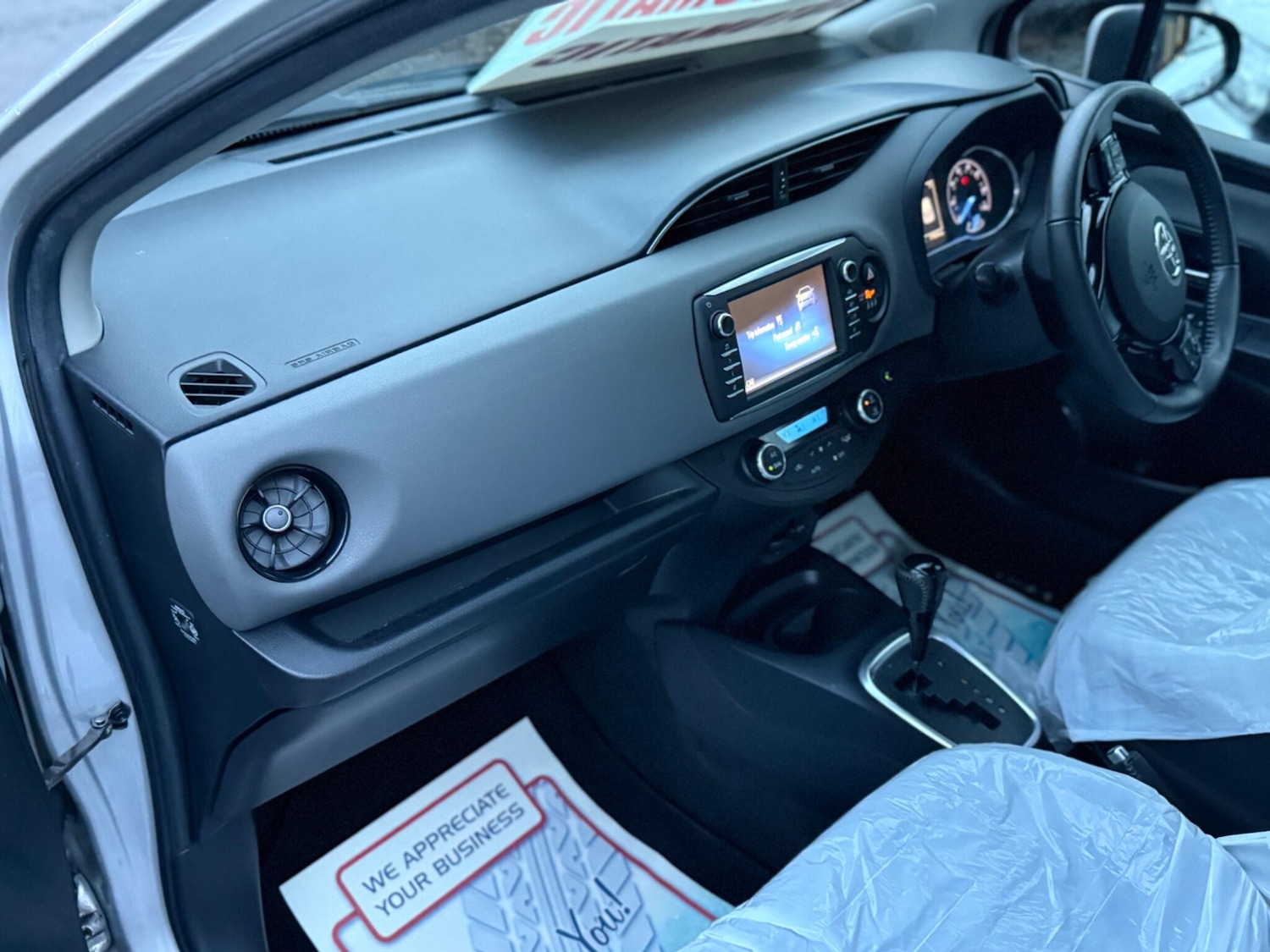 Used Toyota Yaris 2018 for sale - 76729032: Photo 37