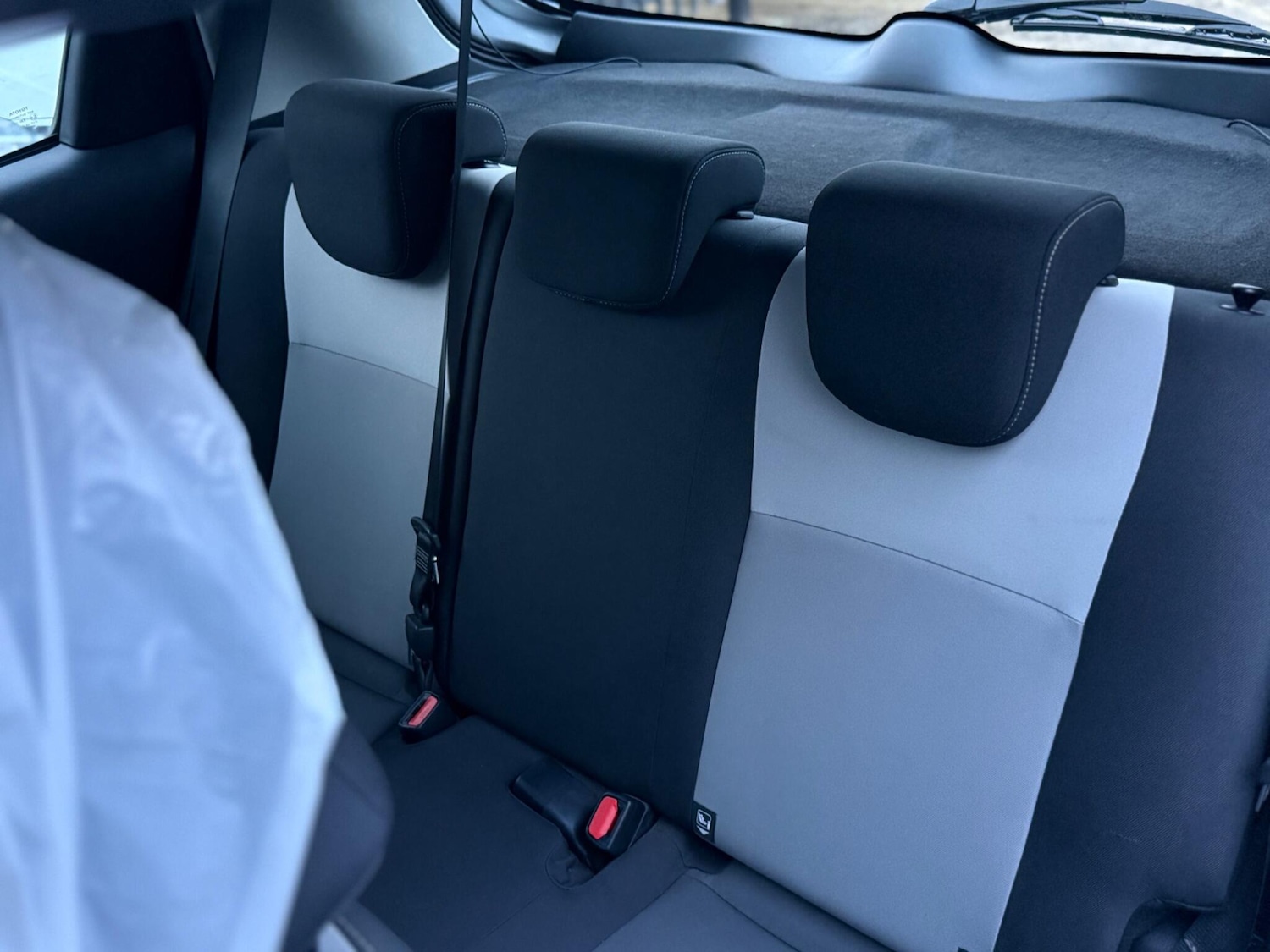 Used Toyota Yaris 2018 for sale - 76729032: Photo 41