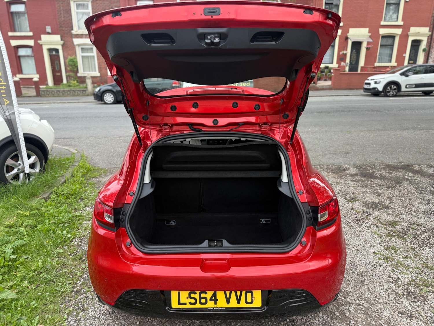 Vehicle 33
