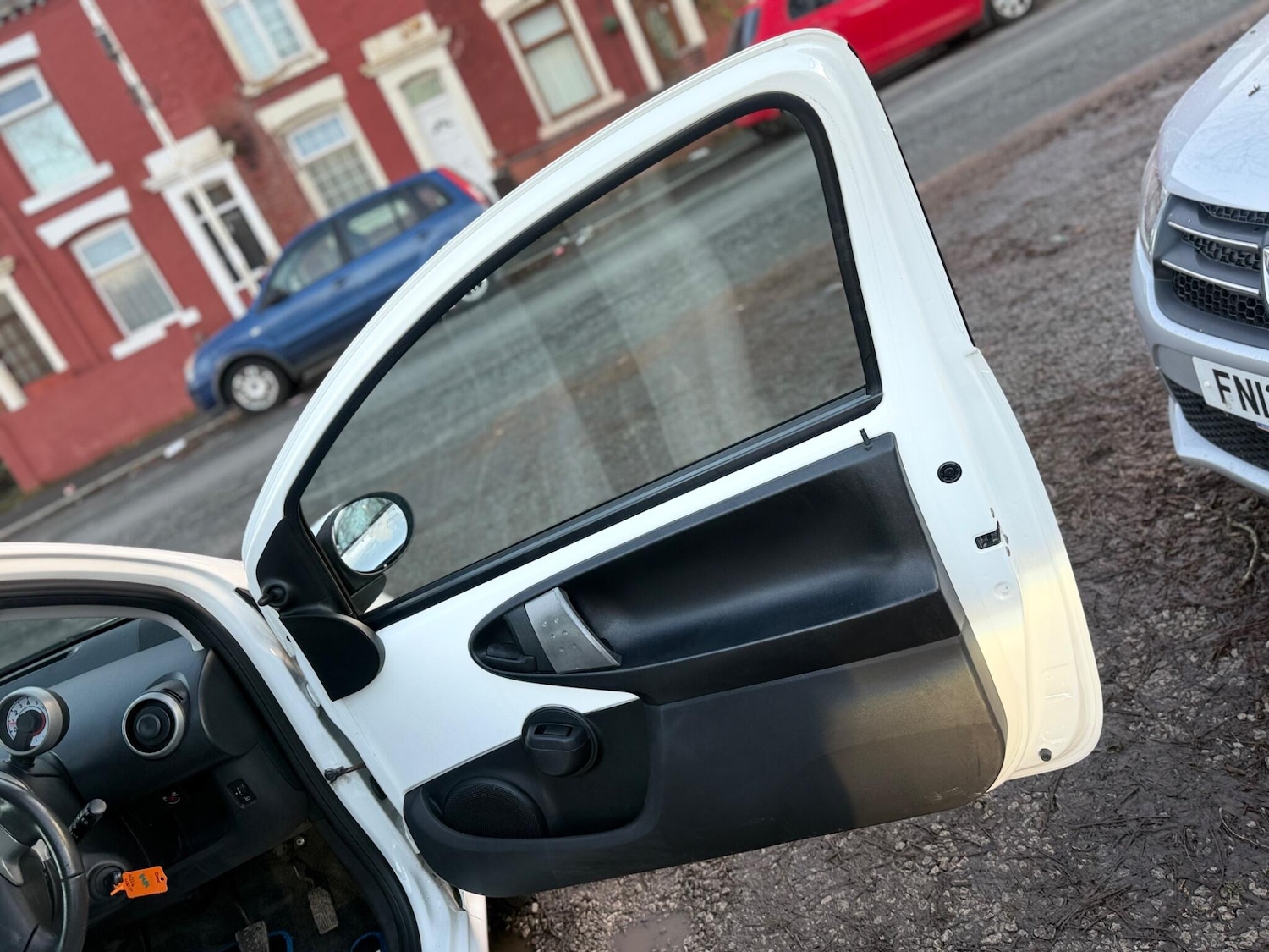 Used Citroen C1 2014 for sale - 76727946: Photo 44