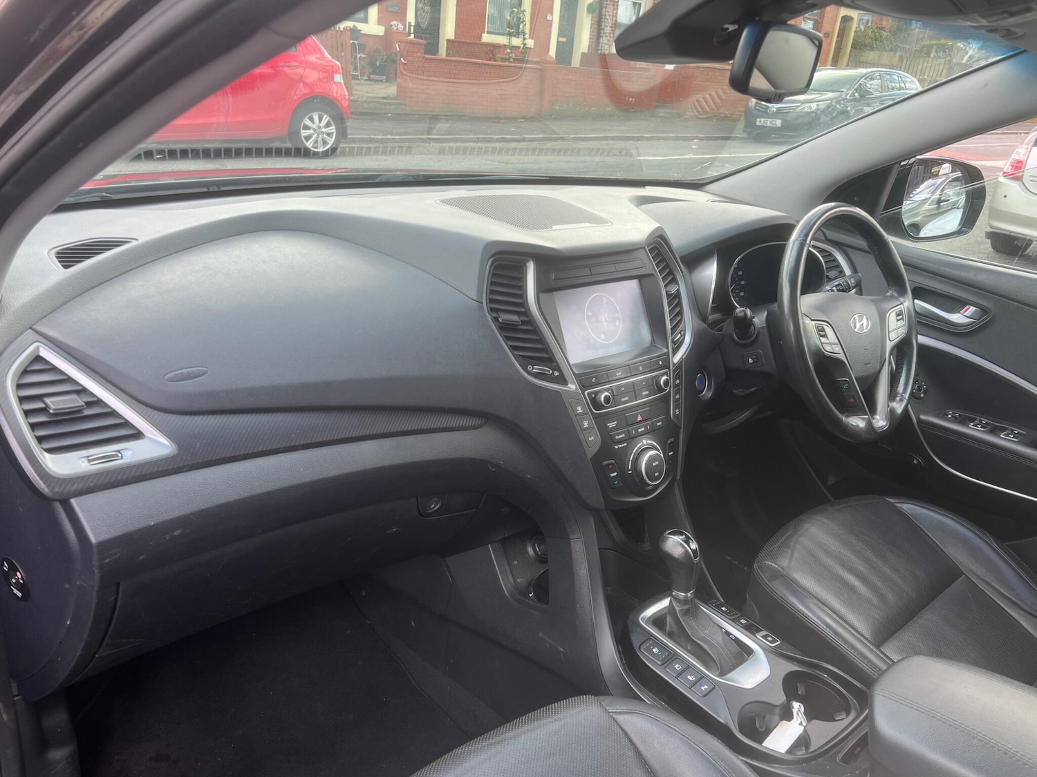 Used Hyundai Santa Fe for sale - 78141485: Photo 11