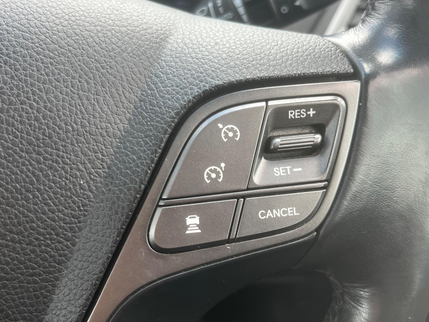 Used Hyundai Santa Fe for sale - 78141485: Photo 19